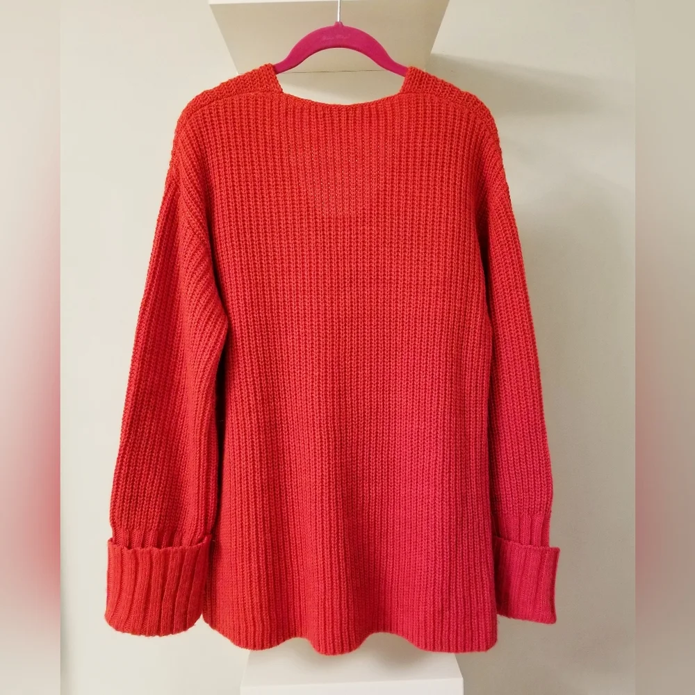 $365  19.70 NINETEEN SEVENTY Wool Sweater - Picture 4 of 7